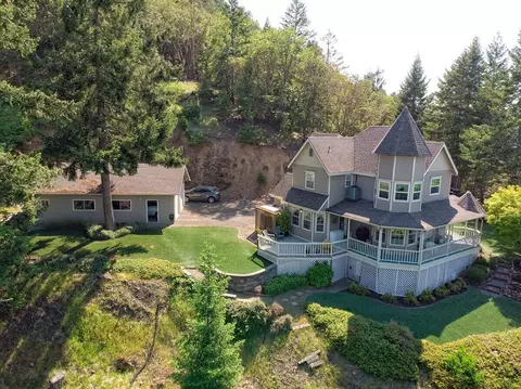 620 Poormans Creek Rd, Jacksonville, OR 97530