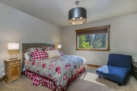 60490 Snap Shot Loop, Bend, OR 97702 photo 15
