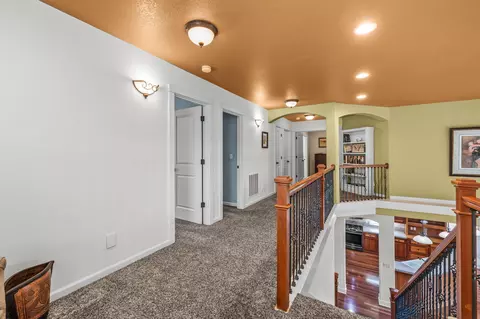60992 Creekstone Loop, Bend, OR 97702 photo 20