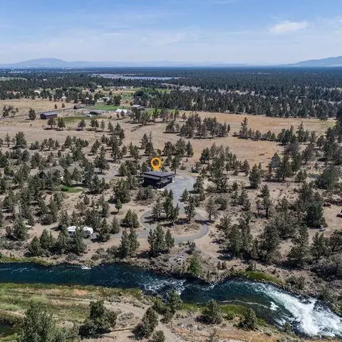 21425 Gift Rd, Bend, OR 97703 photo 13