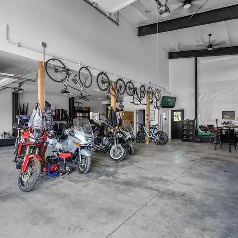 21425 Gift Rd, Bend, OR 97703 photo 14