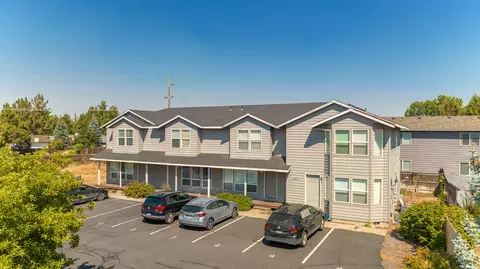 2940 NE Nikki Ct, Bend, OR 97701