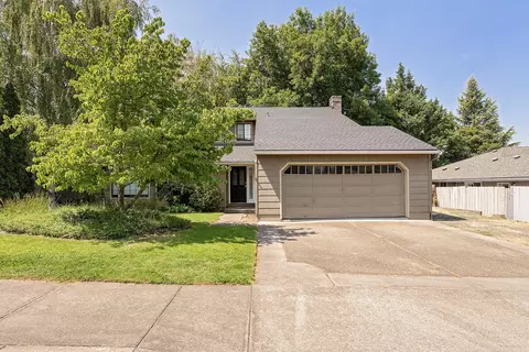 1797 Willow Glen Way, Medford, OR 97504