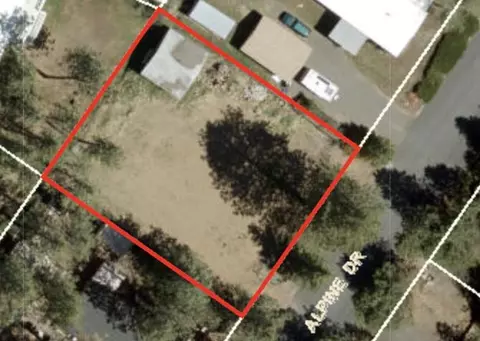 60929 Alpine Dr, Bend, OR 97702