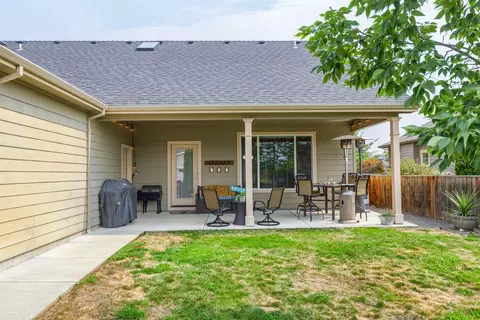 514 Stone Pointe Dr, Central Point, OR 97502 photo 39