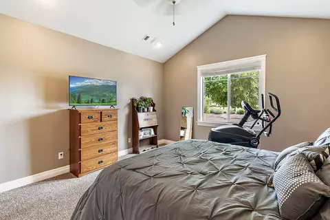 514 Stone Pointe Dr, Central Point, OR 97502 photo 13