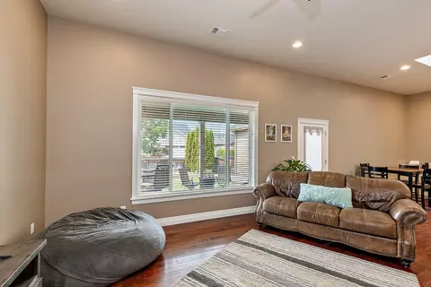 514 Stone Pointe Dr, Central Point, OR 97502 photo 27