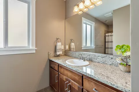 514 Stone Pointe Dr, Central Point, OR 97502 photo 20