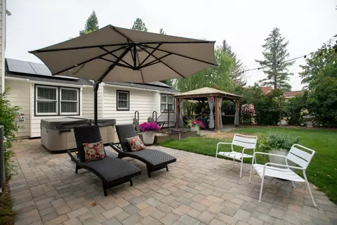 2287 NE 8th St, Bend, OR 97701 photo 6