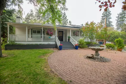 2287 NE 8th St, Bend, OR 97701