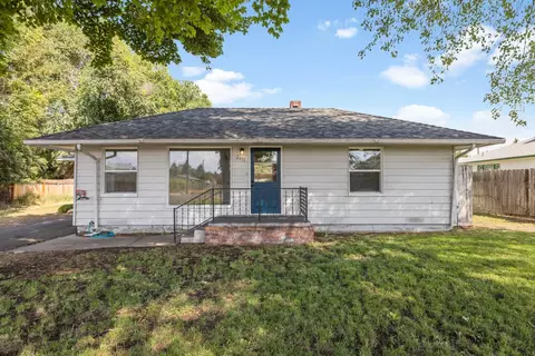 2631 Gettle St, Klamath Falls, OR 97603