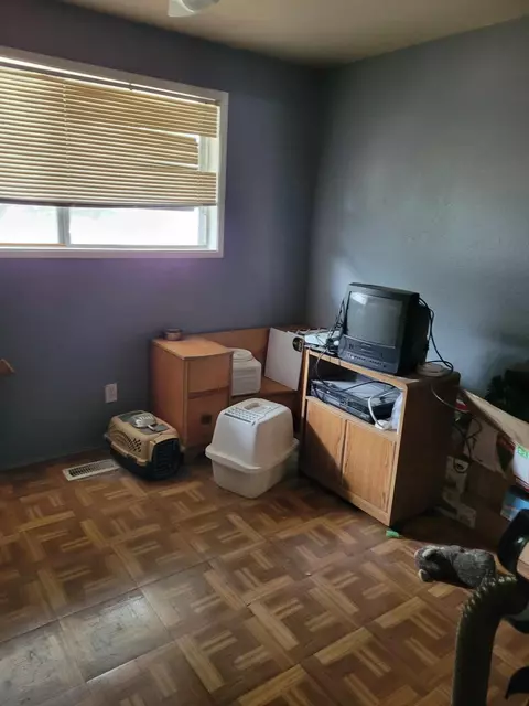 506 S Royal Ave, Eagle Point, OR 97524 photo 7