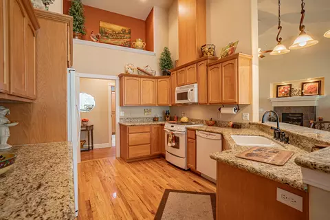 126 Sky Hawk Dr, Eagle Point, OR 97524 photo 8