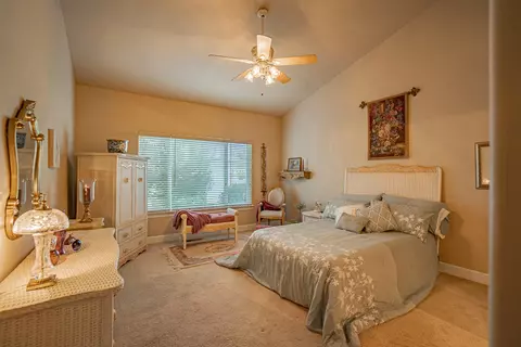 126 Sky Hawk Dr, Eagle Point, OR 97524 photo 12