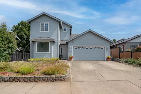 540 Winters Way, Talent, OR 97540