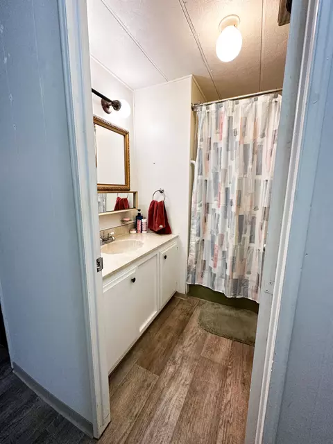 614 Woodlawn Cir, Grants Pass, OR 97526