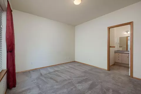 61189 Larkspur Loop, Bend, OR 97702 photo 8