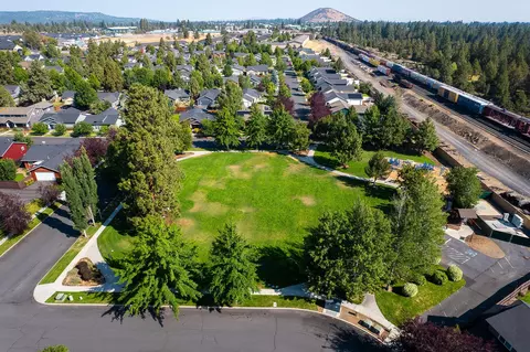 61189 Larkspur Loop, Bend, OR 97702 photo 18