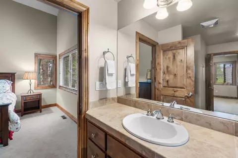 19503 Painted Ridge Loop, Bend, OR 97702 photo 34