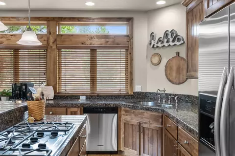 19503 Painted Ridge Loop, Bend, OR 97702 photo 15
