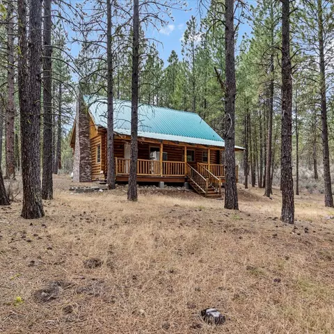34606 River Rd, Chiloquin, OR 97624