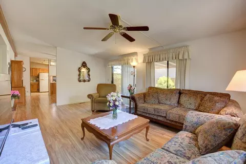555 Freeman Rd #118, Central Point, OR 97502