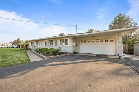 1436 Mcclellan Dr, Klamath Falls, OR 97603