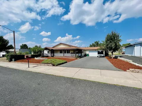 4709 Cleveland Ave, Klamath Falls, OR 97601