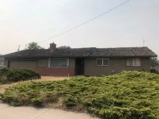 1685 SW 23rd St, Redmond, OR 97756