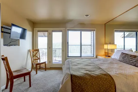 19717 SW Mt Bachelor Dr #428E, Bend, OR 97702 photo 13
