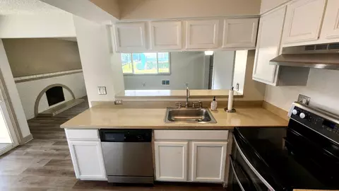 2927 NE Rene Ave, Gresham, OR 97030 photo 5