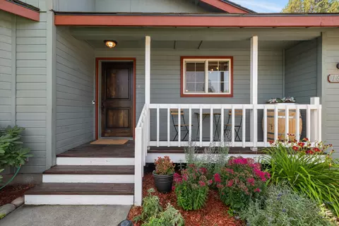 1663 NE Meerkat Ave, Bend, OR 97701 photo 4
