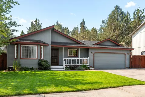 1663 NE Meerkat Ave, Bend, OR 97701