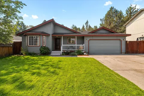 1663 NE Meerkat Ave, Bend, OR 97701 photo 3
