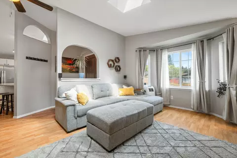 1663 NE Meerkat Ave, Bend, OR 97701 photo 6