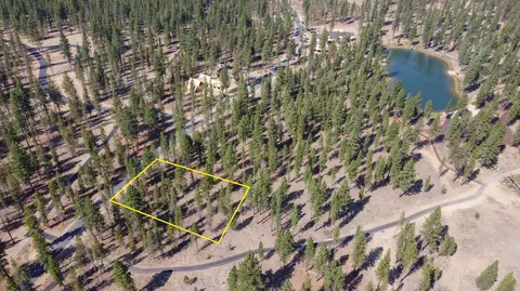 56265 Elk Run Dr #391, Bend, OR 97707