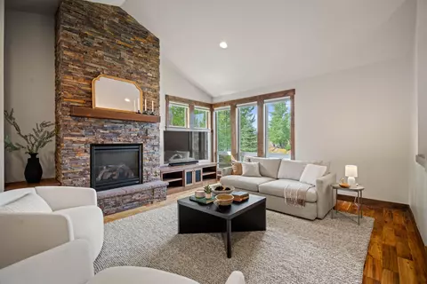 61684 Broken Top Dr, Bend, OR 97702 photo 7