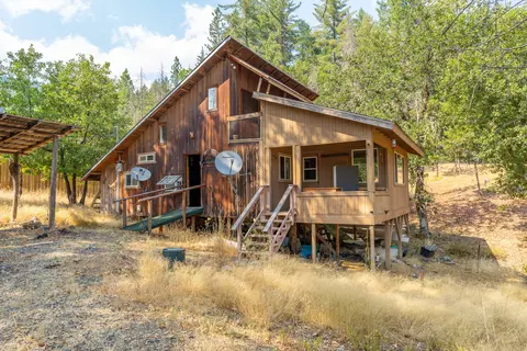 12134 Redwood Hwy, Wilderville, OR 97543