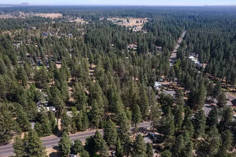 Undisclosed, Bend, OR 97702 photo 24