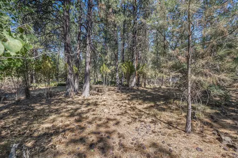 Undisclosed, Bend, OR 97702 photo 2