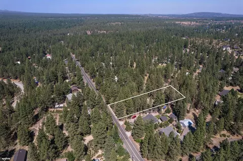 Undisclosed, Bend, OR 97702 photo 15