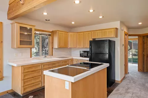56285 Stellar Dr, Bend, OR 97707 photo 5