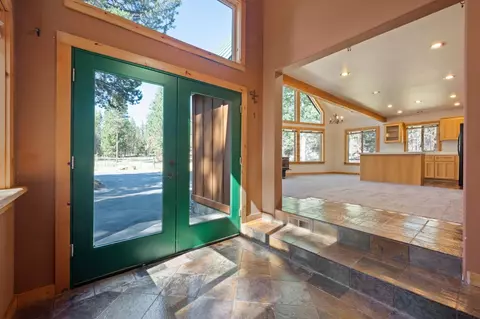 56285 Stellar Dr, Bend, OR 97707 photo 7