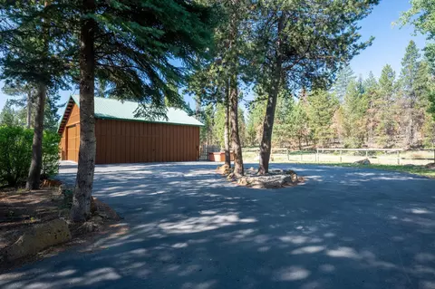 56285 Stellar Dr, Bend, OR 97707 photo 38