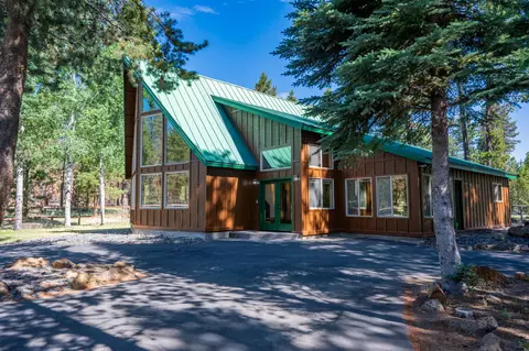 56285 Stellar Dr, Bend, OR 97707