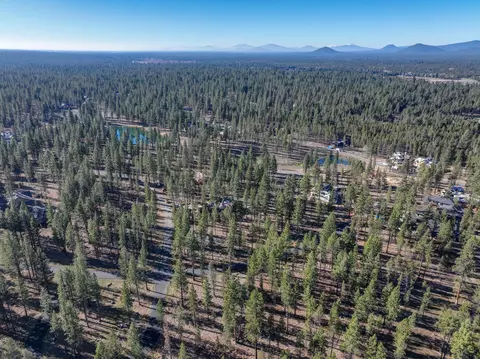 56361 Mirror Rock Loop, Bend, OR 97707 photo 13