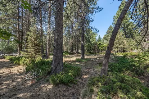 Undisclosed, Bend, OR 97702 photo 4