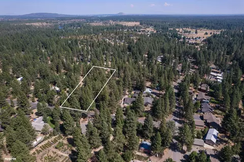 Undisclosed, Bend, OR 97702 photo 15
