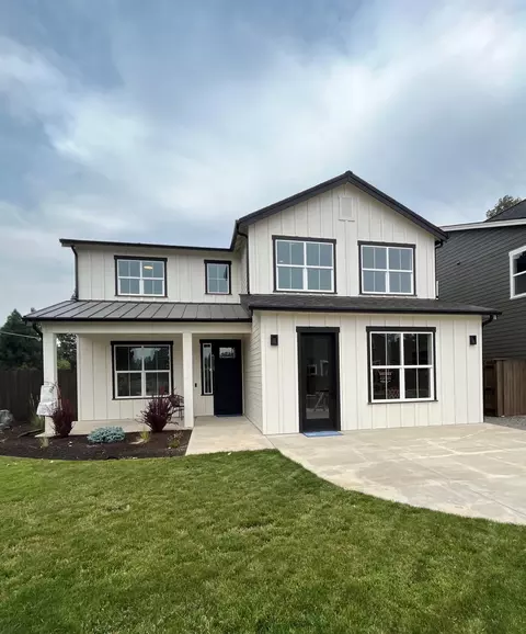 63115 NW Vista Meadow Ln #LOT 10, Bend, OR 97703