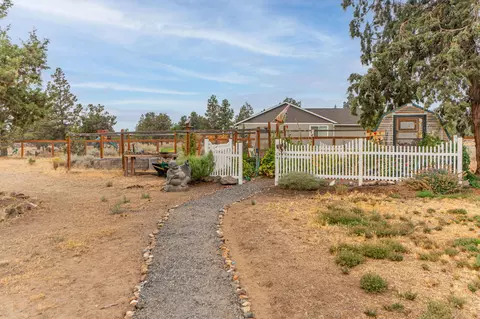 65318 85th St, Bend, OR 97703 photo 40
